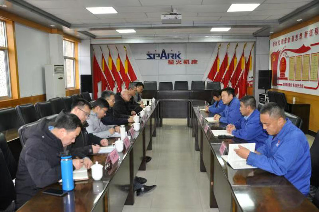 蘭州理工大學領導來星火數控公司洽談合作