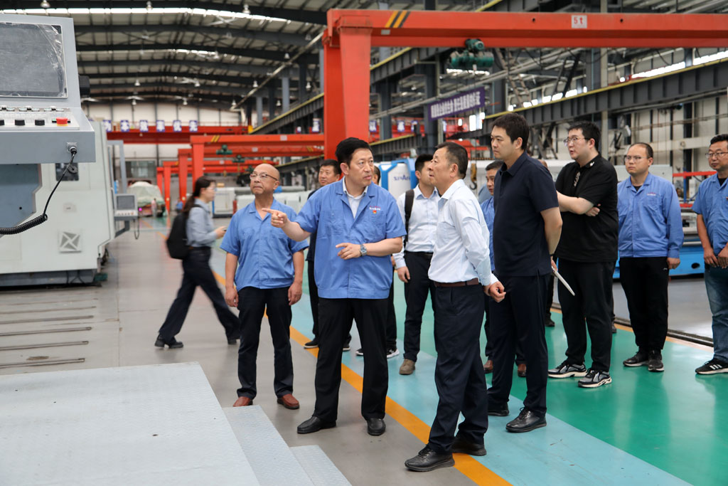 省國投集團工銀投資調(diào)研組蒞臨星火數(shù)控考察指導(dǎo)