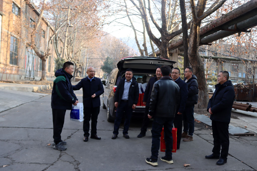 新春送暖，致敬堅守——星火數控公司領導慰問一線在崗職工